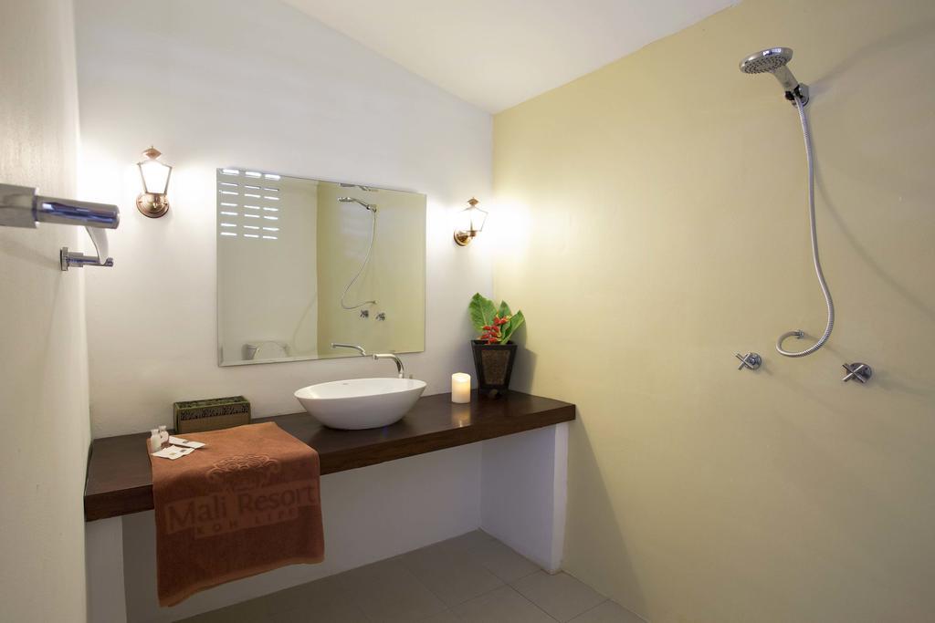 Mali Resort Pattaya Beach Koh Lipe Exterior foto